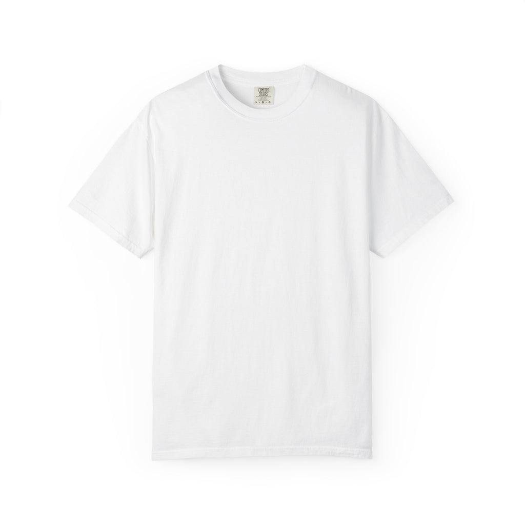T-Shirt — "Everyone Is a Child of the Sea" Grunge Skull Graphic